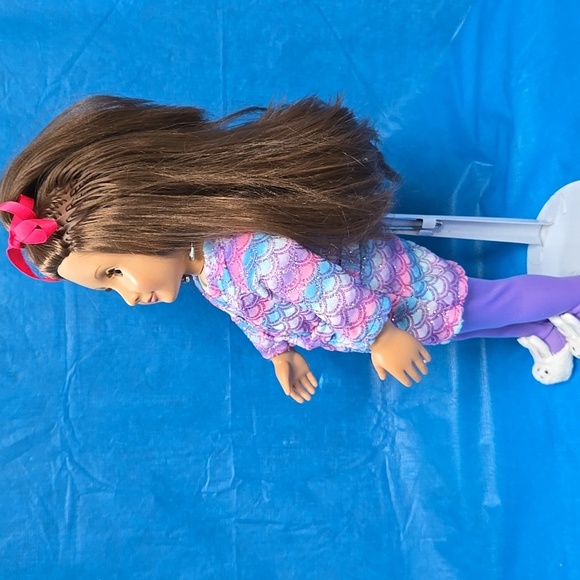 Our Generation Doll Brown Hair Brown Eyes - Picture 4 of 7